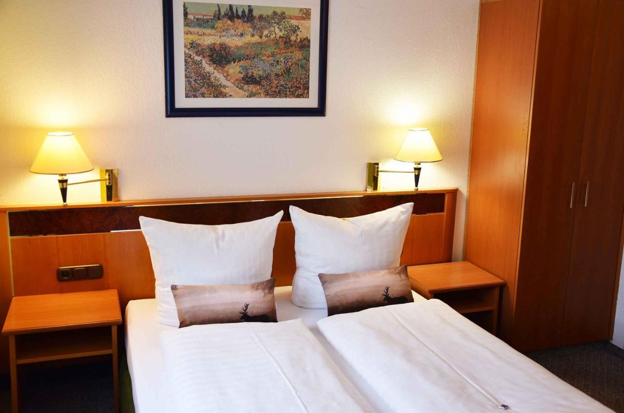 Landhotel Zum Hirsch Unterweissbach Buitenkant foto