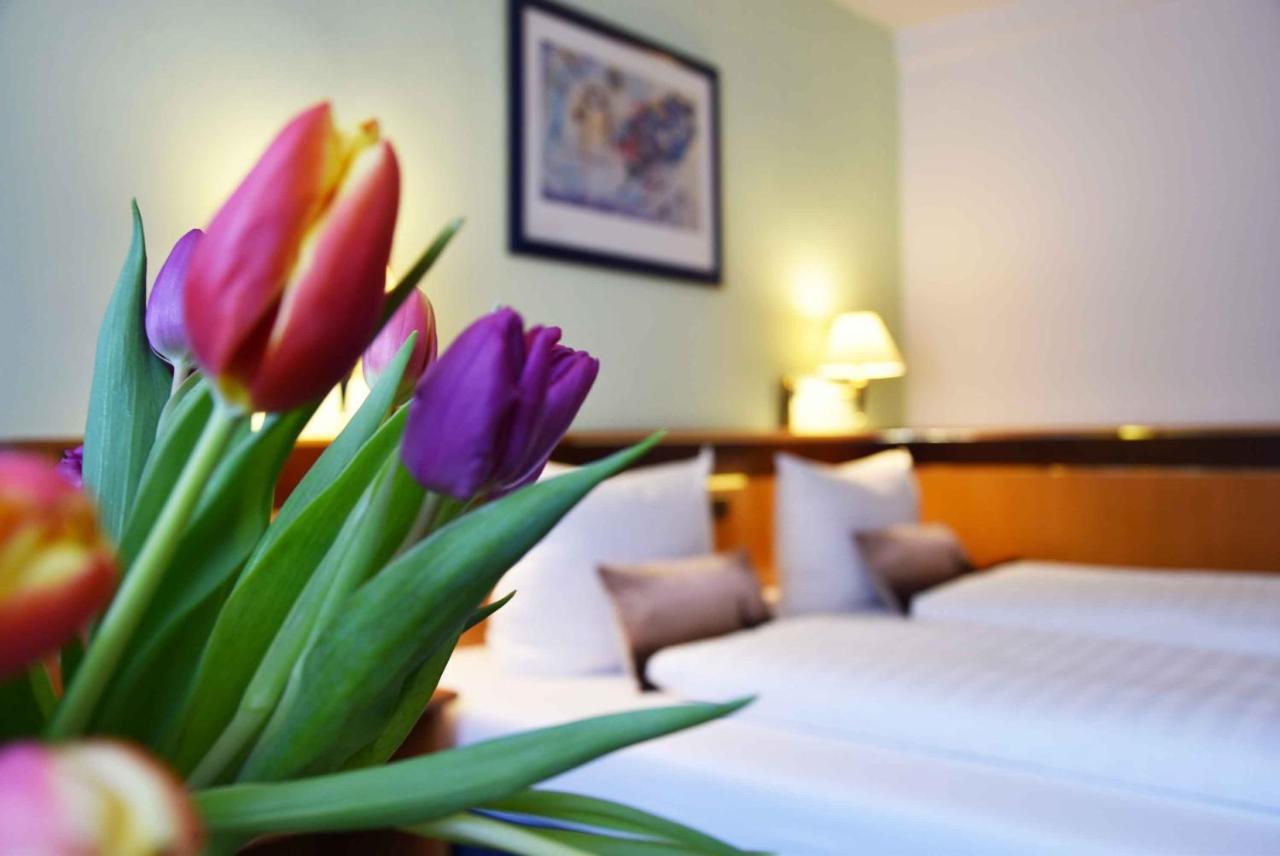 Landhotel Zum Hirsch Unterweissbach Buitenkant foto